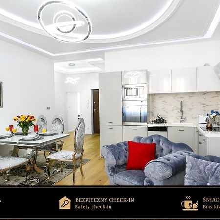 Old Town Cristal Apartment By Otium Krakow Bagian luar foto