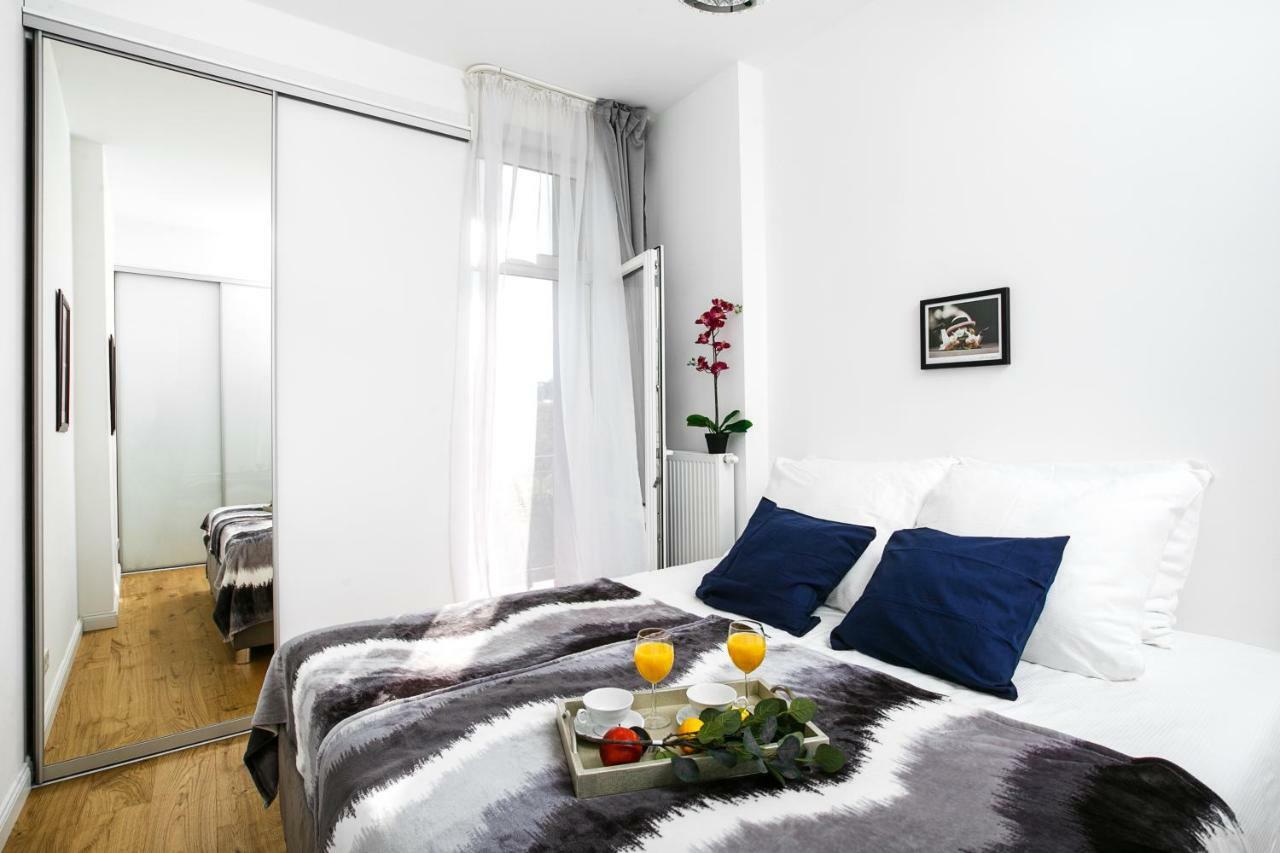 Old Town Cristal Apartment By Otium Krakow Bagian luar foto